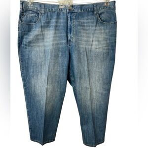 TRUE NATION RELAX FITTING JEANS SIZE 52”X30” LENGTH FADED BLUES GREAT CONDITION.